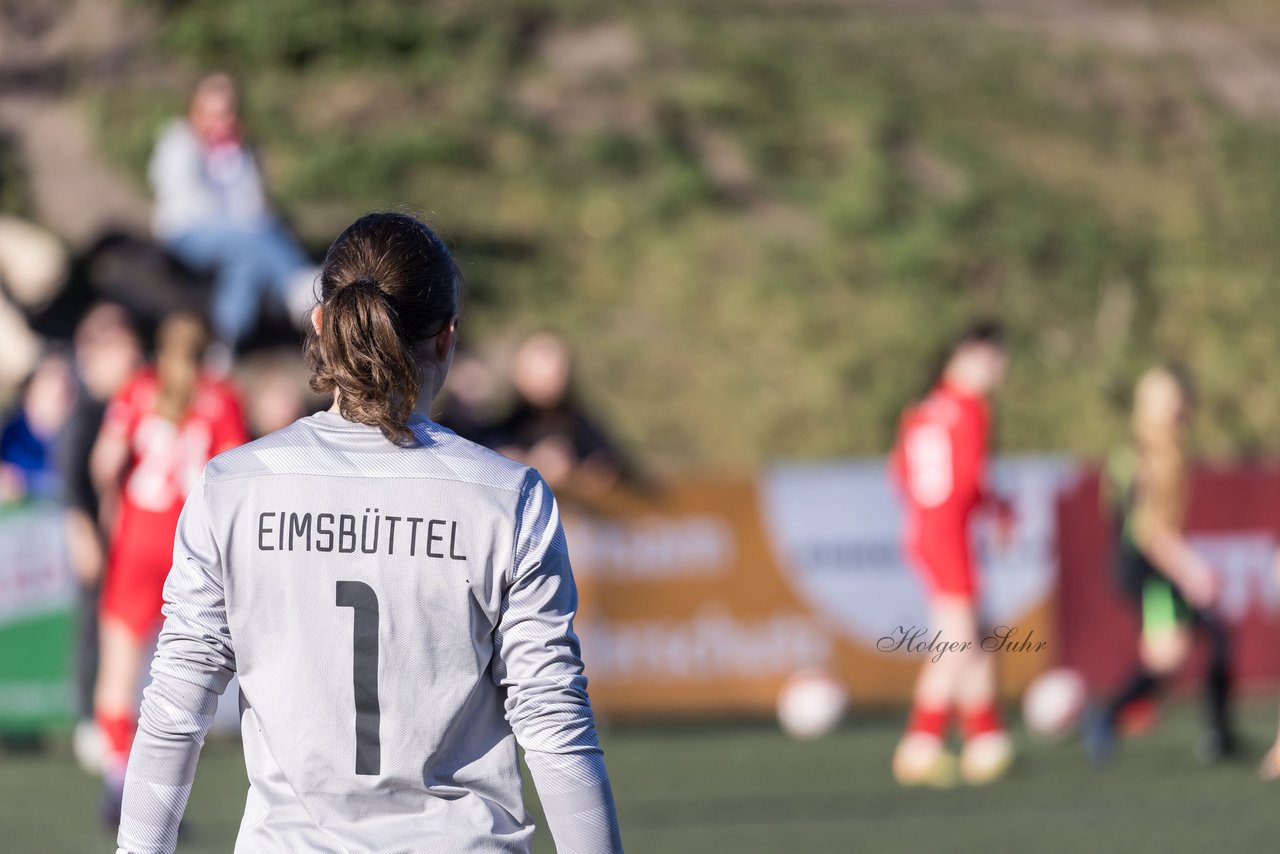 Bild 325 - wBJ Eimsbuettler TV - VfL Wolfsburg : Ergebnis: 1:3